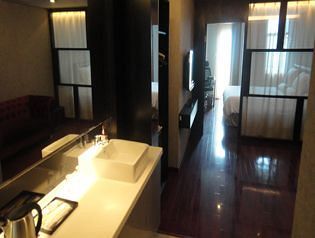 Fx Hotel East Lake Park שנג'ן מראה חיצוני תמונה
